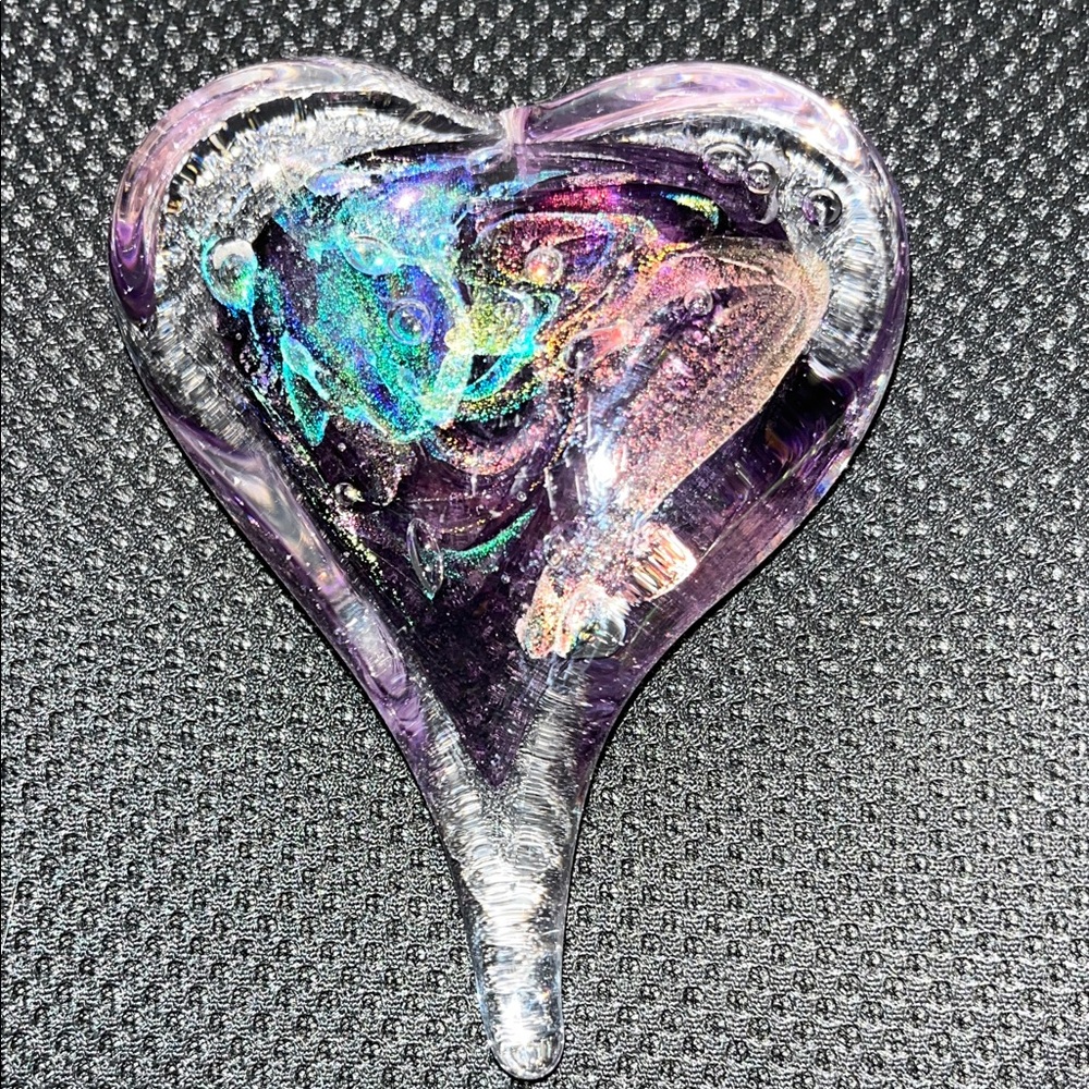 💕 Valentine’s SALE Anthropologie Purple and Gold Heart Glass Art and Paperweight